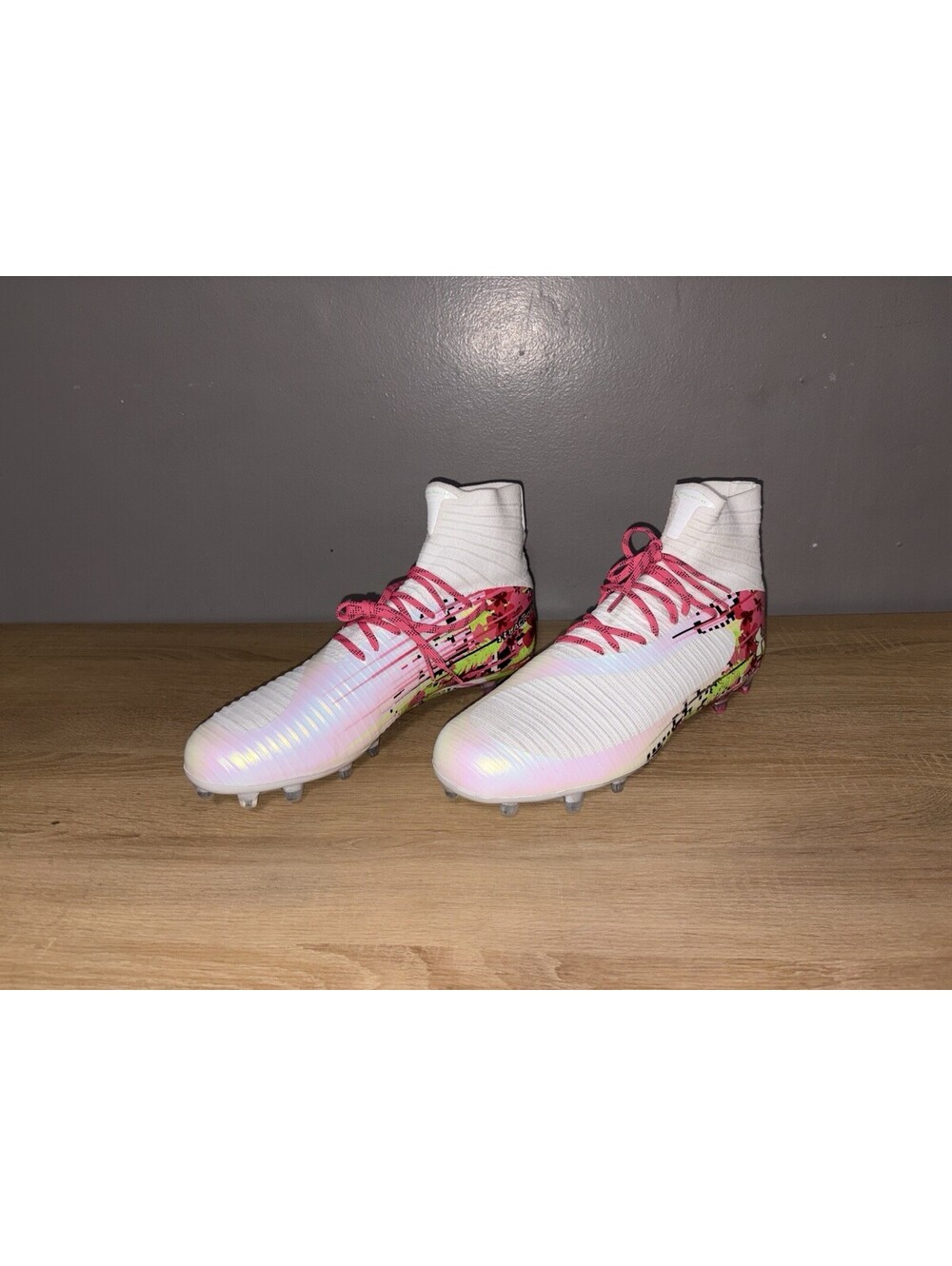 Under Armour Highlight Pro LE Men's Size 14 Lacrosse Cleats 6005974-100 New